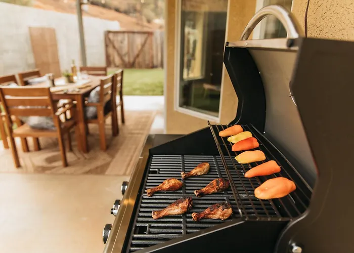 Good Girl\'S Peak Paradise With Bbq And Fire Pit